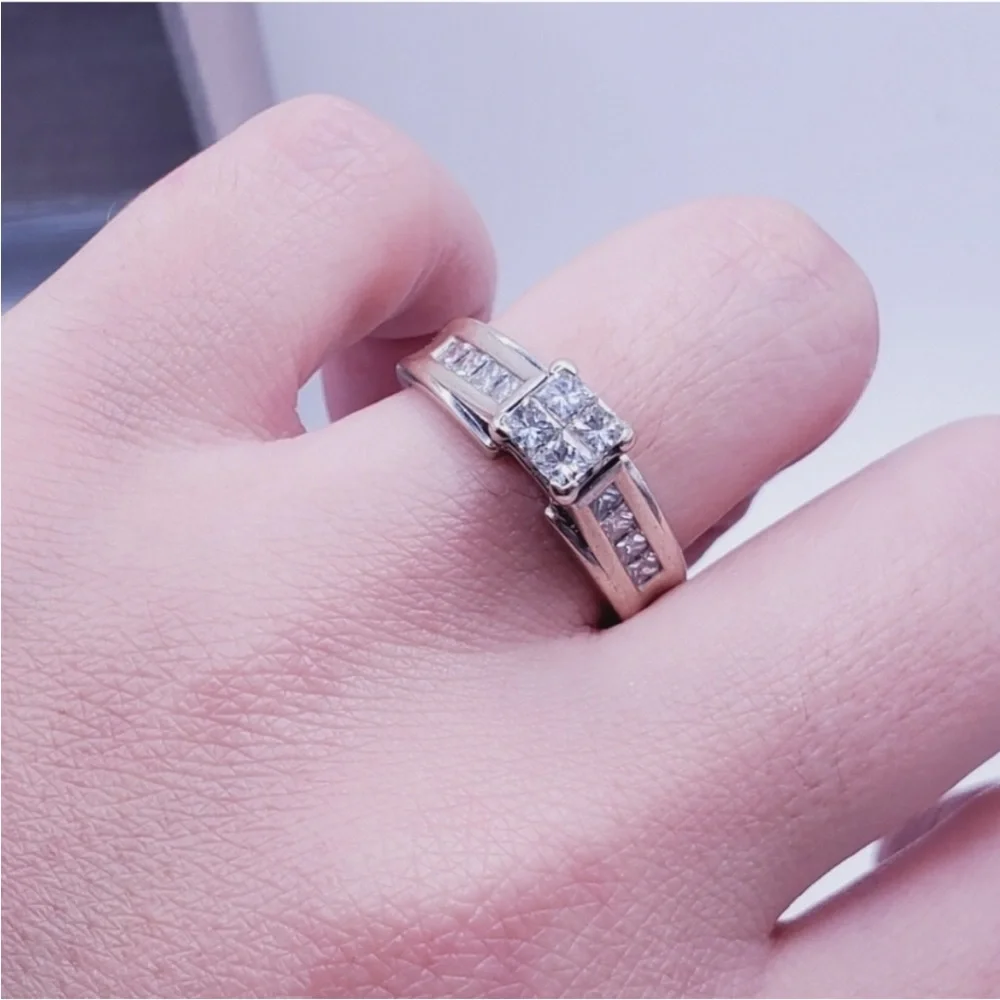 14k Solid White Gold Genuine Diamond Ring
